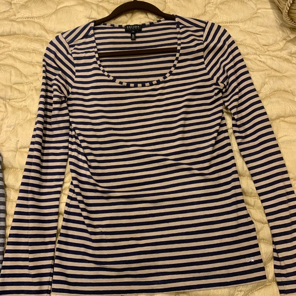 Long sleeve shirts